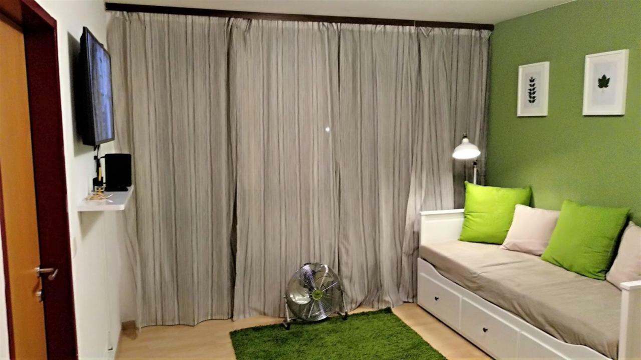 Green Wall Apartment 카프룬 외부 사진